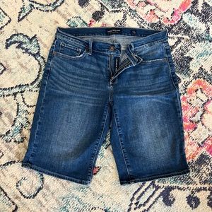 Lucky Brand Bermuda Shorts size 28